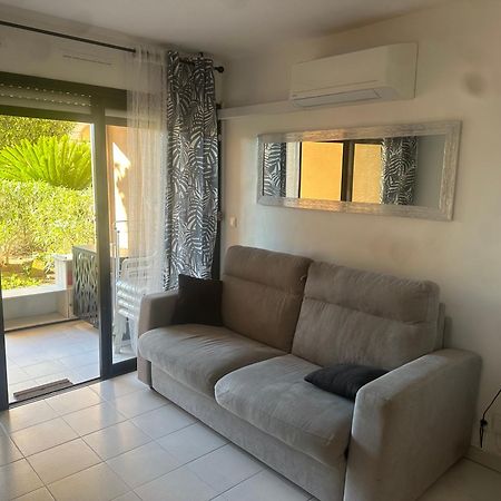 Appartement Rdc En Residence Avec Piscine Cannes Bagian luar foto